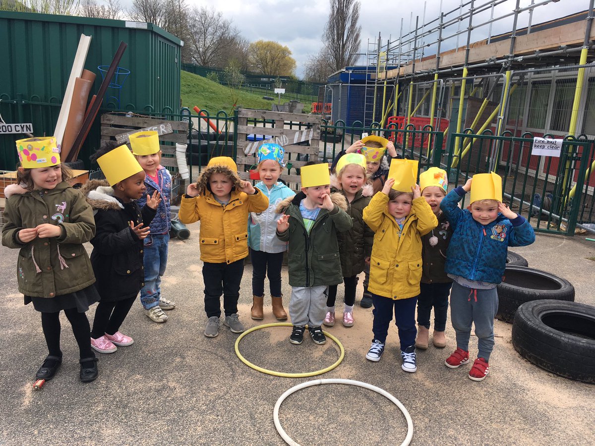 LittleJacksN's tweet photo. Thanks to everyone who took part in our Easter egg hunt, we had a super time hunting for the golden egg #easterbunny https://t.co/BLM8b1XY8U