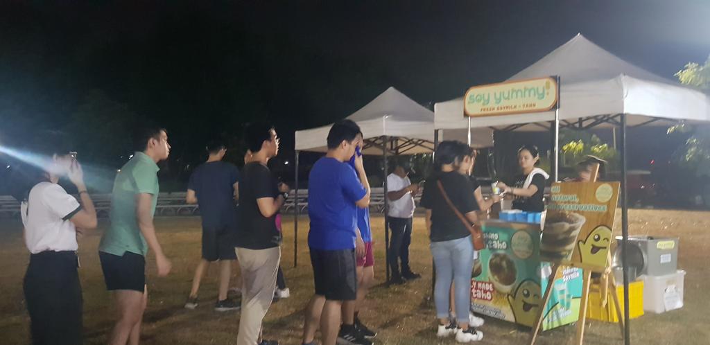 OfficialUPCE's tweet photo. Get your FREE taho from Soy Yummy at the Hinugyaw CElebration Night! π #CEWeek28 https://t.co/qOfJtF483D