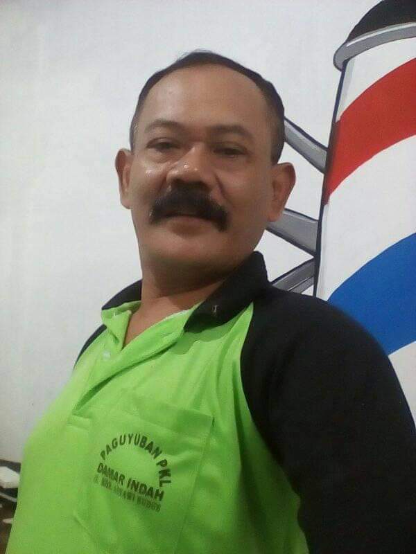 Meullie4's tweet photo. ASYWIER HASAAB(fb),NAMA ASLI:ASHADI WIRYONO.ASAL DR:KUDUS(JATENG).WA:0821-3369-0369.SUKA VC,ONANI DITOILET&amp;LALU DSEBARKAN D twitter. https://t.co/UJThHLQUtK