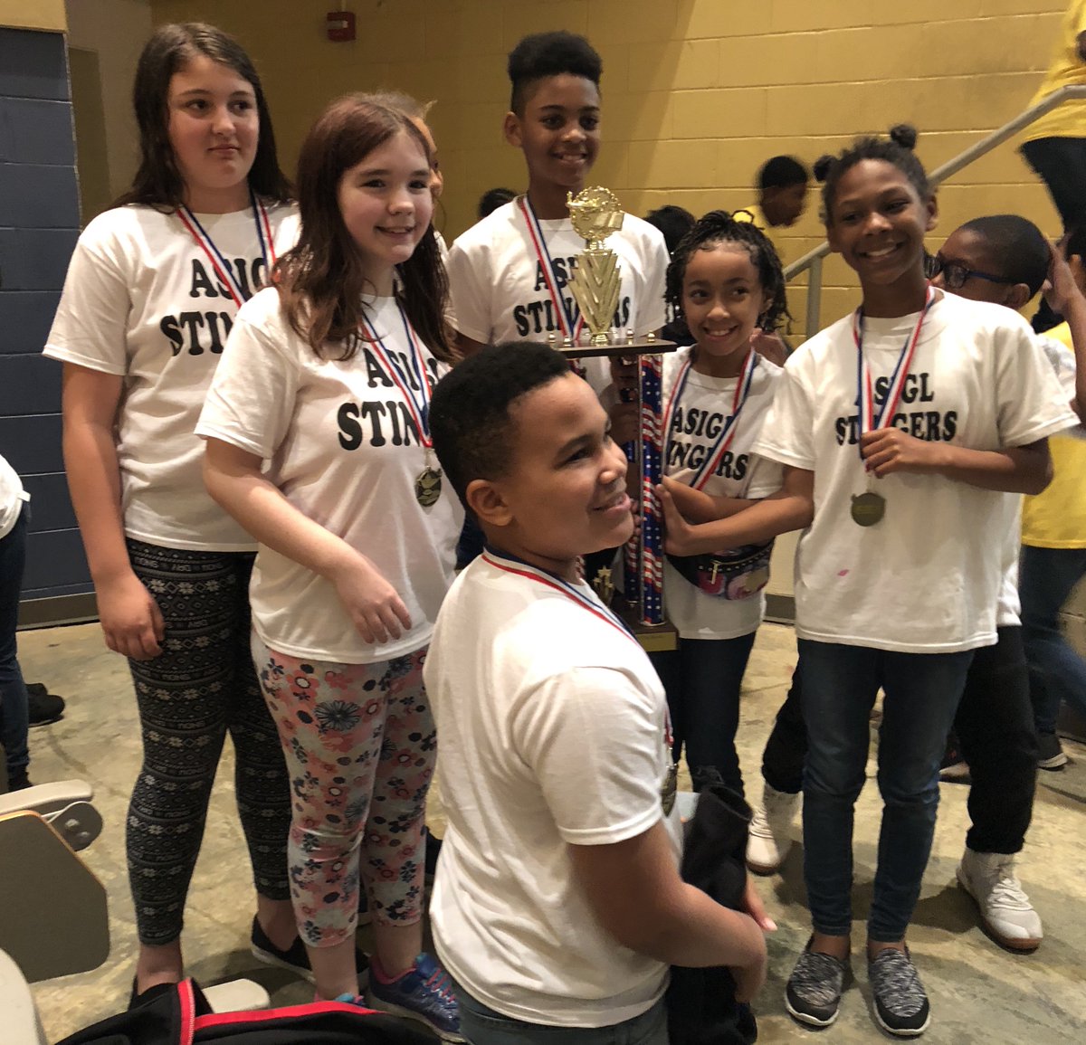 aureliansprings's tweet photo. Wonderful job Hornets to the Elem. Battle of the Books Competition!!! Very impressive performance and we are so proud of you!!! @HalifaxRise @aureliansprings https://t.co/MZcZ1B8JPs
