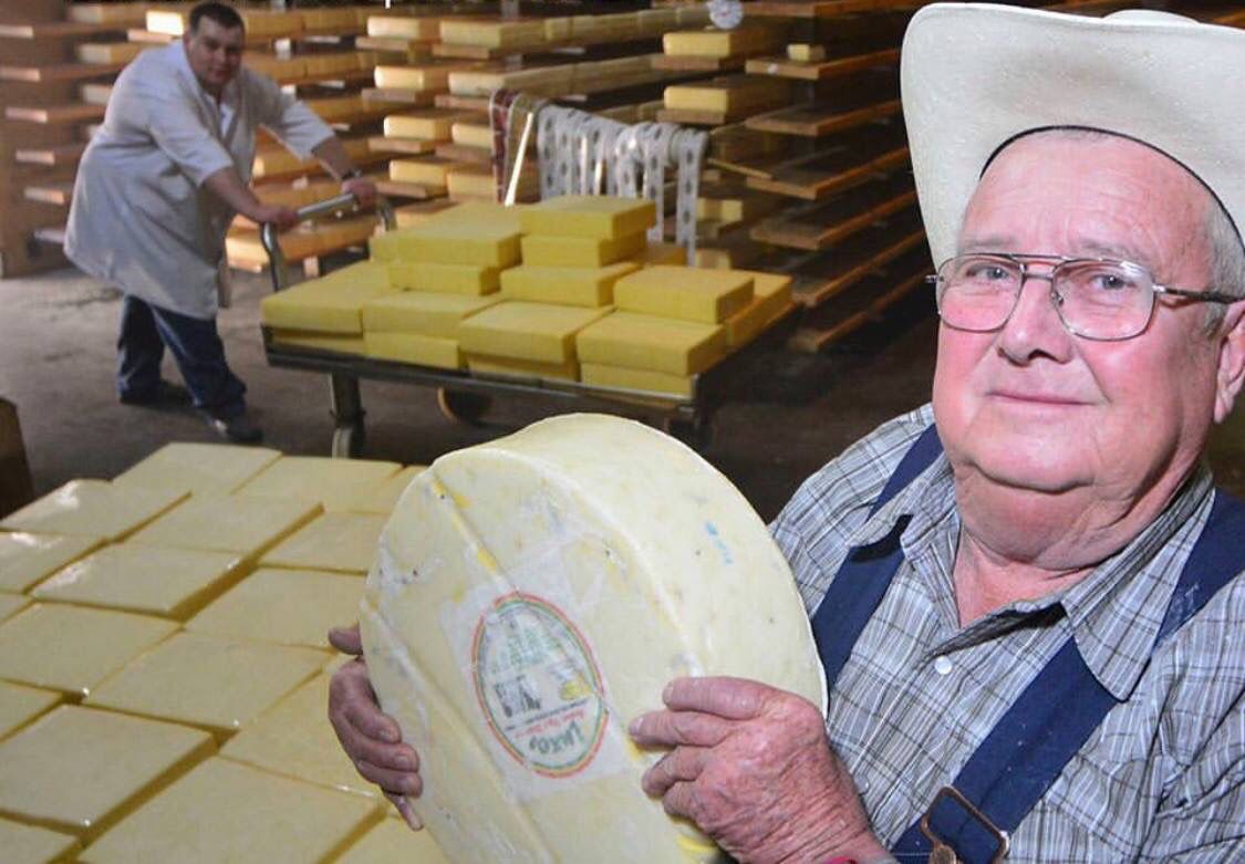 Garza_Viajes's tweet photo. El queso #menonita es tan reconocido que ha convertido a las queserías de  #Cuauhtémoc en atractivo #turístico de la región. 
😍🧀#food #foodporn #yum #instafood #yummy #amazing #instagood #photooftheday #sweet #dinner #lunch #breakfast #fresh #tasty #foodie #delish #delicious https://t.co/sP5om47pqf