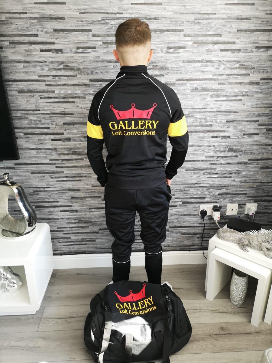 GalleryLoft's tweet photo. We would like to wish TYLER EVANS good luck for his Welsh Championship Boxing Quarter Finals tomorrow. 
Proud sponsor for this young welsh boxing talent from Gilfach Goch ABC   #galleryteam #TylerEvans #GGABC 🥊 https://t.co/D6K96lVcVH