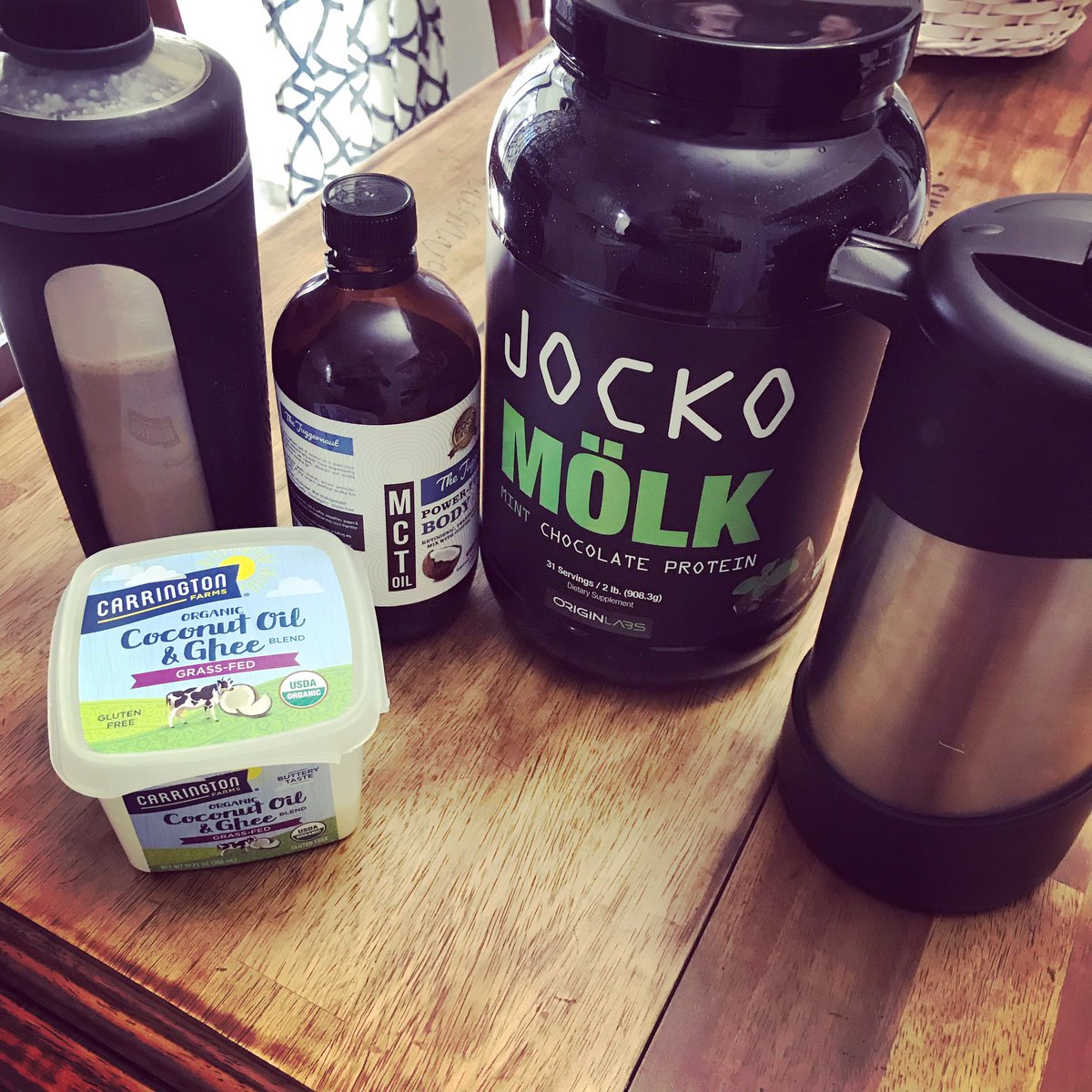 TheMicLoop's tweet image. On the MOLK-train with the @JasonNGardner special. Get some!!!  
.@jockowillink @echocharles @ORIGINBJJ @XtremeOwnership 
#molk #mölktrain #getsome #standbytogetsome #jocko #originlabs #jockopodcast #themicloop