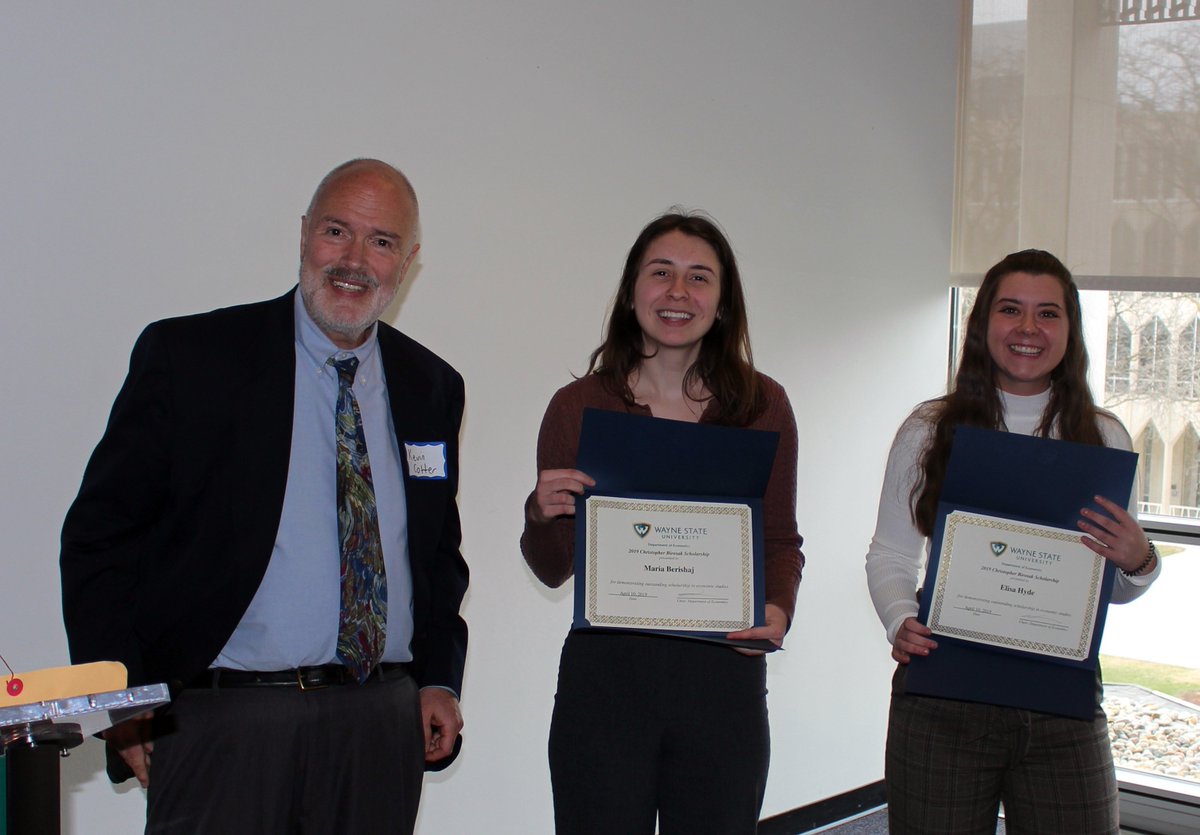 WayneStateEcon's tweet photo. Yesterday we held the first Lion Economics Luncheon to bring together our undergraduate students and faculty, recognize our graduating seniors, and present some department awards.  Congratulations all! https://t.co/aDbhl0SlTs