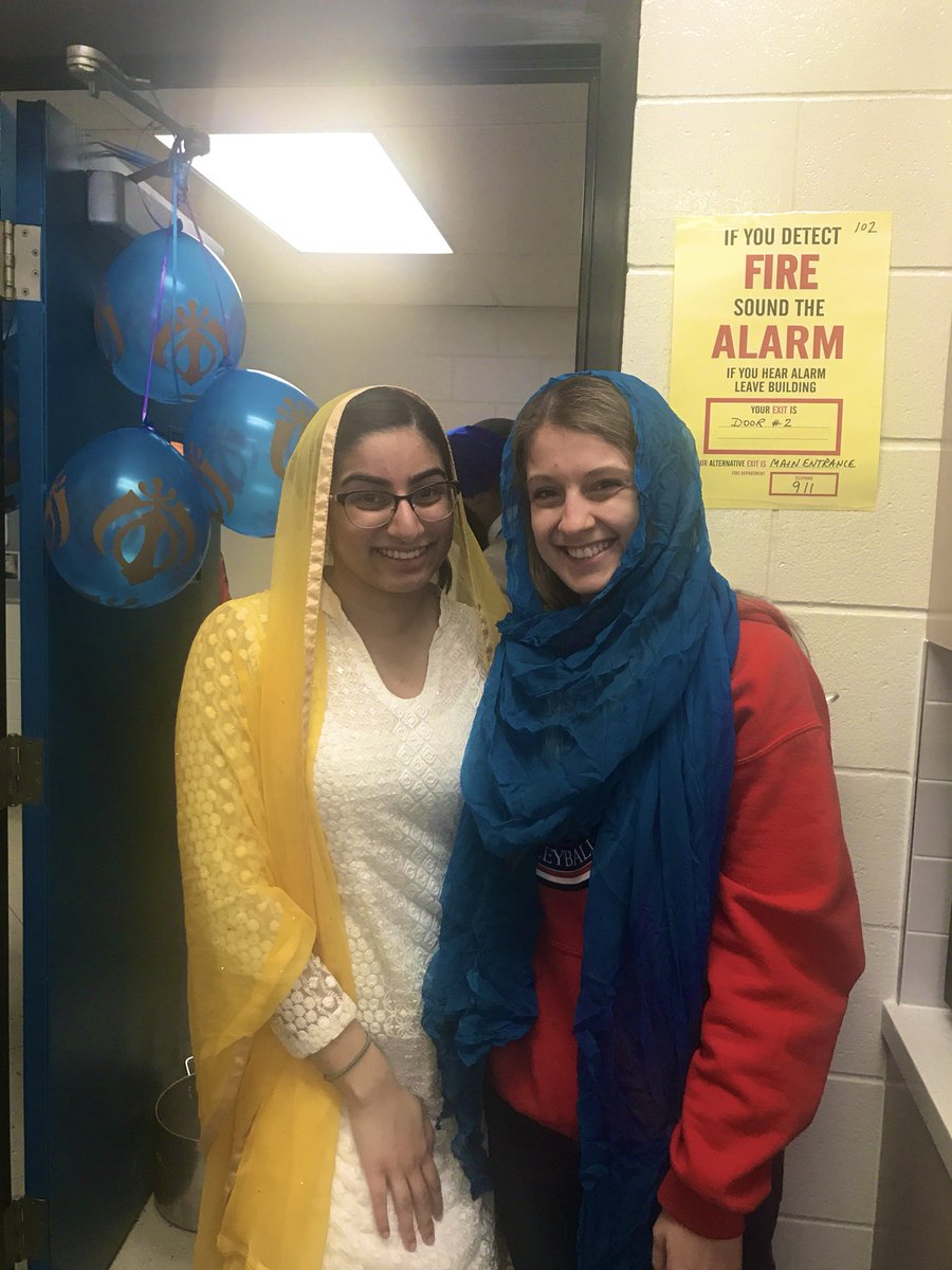I am so proud of our students for organizing a Langar to celebrate #SikhHeritageMonth <a href="/HumberviewSS/">Humberview S.S.</a>. Such a welcoming and inclusive tradition.