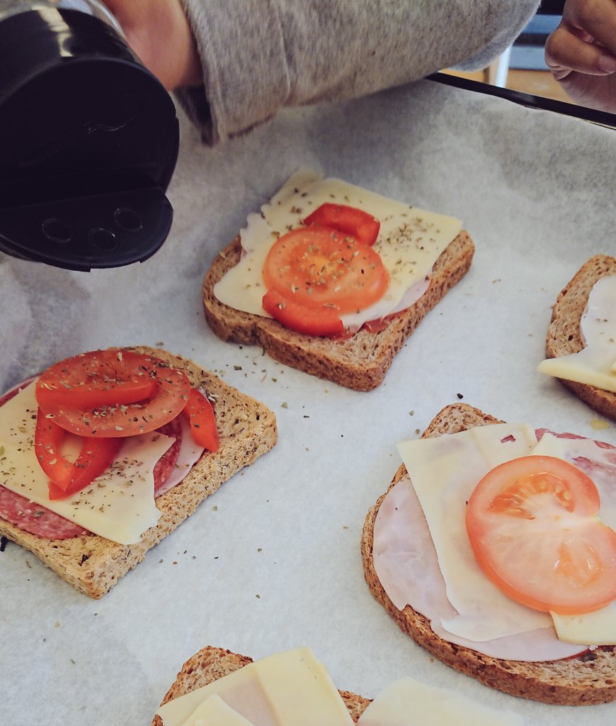Ostesmørbrød på 1-3 trinn, raskt enkelt og godt!
