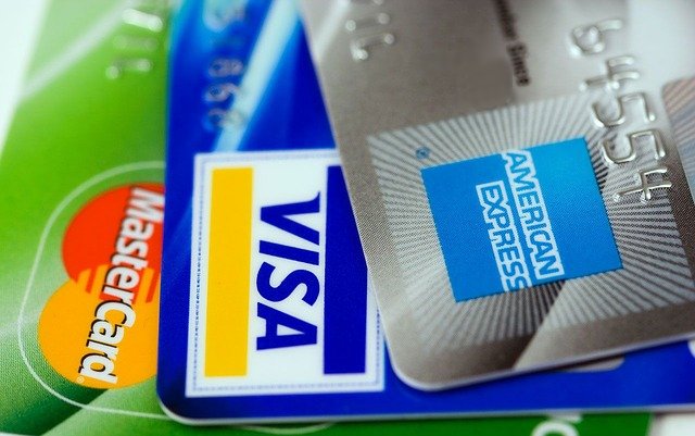 CardDebtGuide's tweet image. Credit card debt help...  Here are a list of resources: bit.ly/2Kx83oG. #debt #creditcarddebt #debrelief