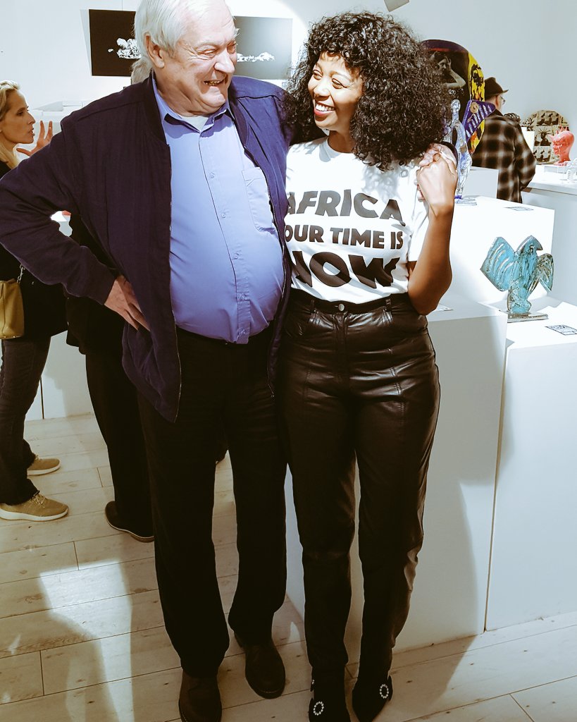nomazanongqunga's tweet photo. Exquisite exhibition at #Mekanova in #CANNES of the French Master #JeanPaulVanLith, and @GiggsKgoleArt
got to meet some of the best artists of the #FrenchRiviera
#art #Exposition #ceramic #verrier #CotedAzurFrance #frenchart #ilovecannes #Cannes2019 #Artnews https://t.co/2X8Glq1Cqm