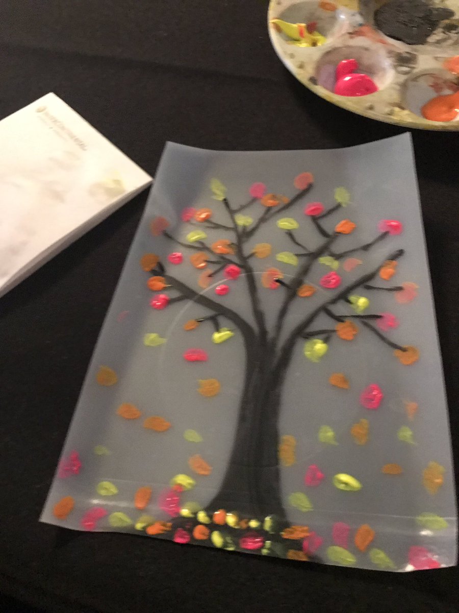 Learning lots at #MAEA2019 Who knew you could make stain glass out of recycled milk jugs? #newprojectideas #lovinart #artteacher