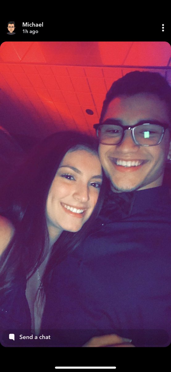 _xbrianna28's tweet photo. Hi!!  next week please write down michael &amp; bri for prom court when you buy prom tickets🥰 It would mean so much to us☺️ https://t.co/ZBRaoSoRXd