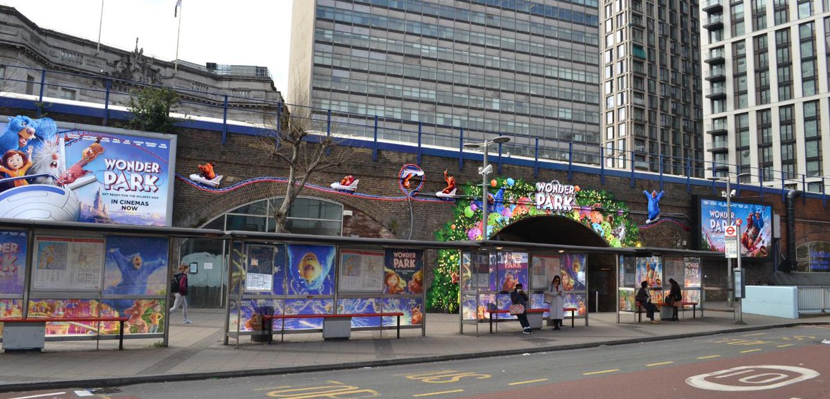 primesight's tweet photo. Looking vibrant, our Waterloo Domination features a @ParamountUK take-over as they promote @wonderparkmovie with @WavemakerUK — featuring a character-focused roller-coaster and mural between our 48-sheet and D48 🎢 Read on for the full story https://t.co/1war2eRG5E
#OOH https://t.co/LycUyuZ0tx
