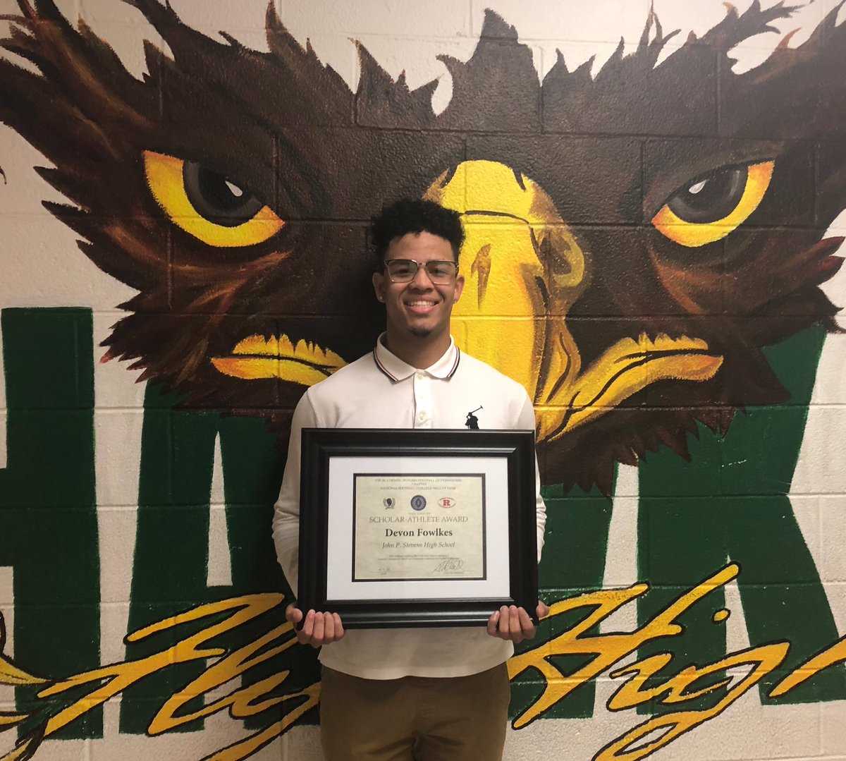 JP Stevens Football (@hawksfootball10) on Twitter photo Congratulations <a href="/DevonFowlkes/">Devon Fowlkes</a> who last Sunday was awarded the Bill Denny Scholar Athlete Award
Bright future ahead with many good things to come ! Congratulations <a href="/DevonFowlkes/">Devon Fowlkes</a> who last Sunday was awarded the Bill Denny Scholar Athlete Award
Bright future ahead with many good things to come !