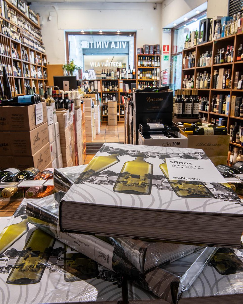 Ya a la venta en nuestras tiendas el libro ‘Vinos Volumen II’ de #Bullipedia. Este libro explora la vinificación y las clasificaciones del vino. Un volumen que demuestra que los vinos son más que blancos o tintos. #SapiensDelVino bit.ly/2IawUfT