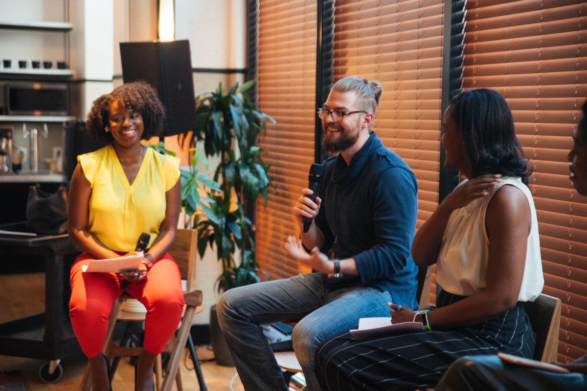 BroccoliCity's tweet photo. We teamed up w/@LifeAssetDC + @SmallBizDC for  #MakersMatter which included entrepreneurs + leaders sharing nsights about launching This event featured @BeatonAnderson @allhomage @UnionKitchenDC @DavidSimnick @kurtslanaker @TheBlackupStart  on multiple exciting panels https://t.co/DSOA8irCcV