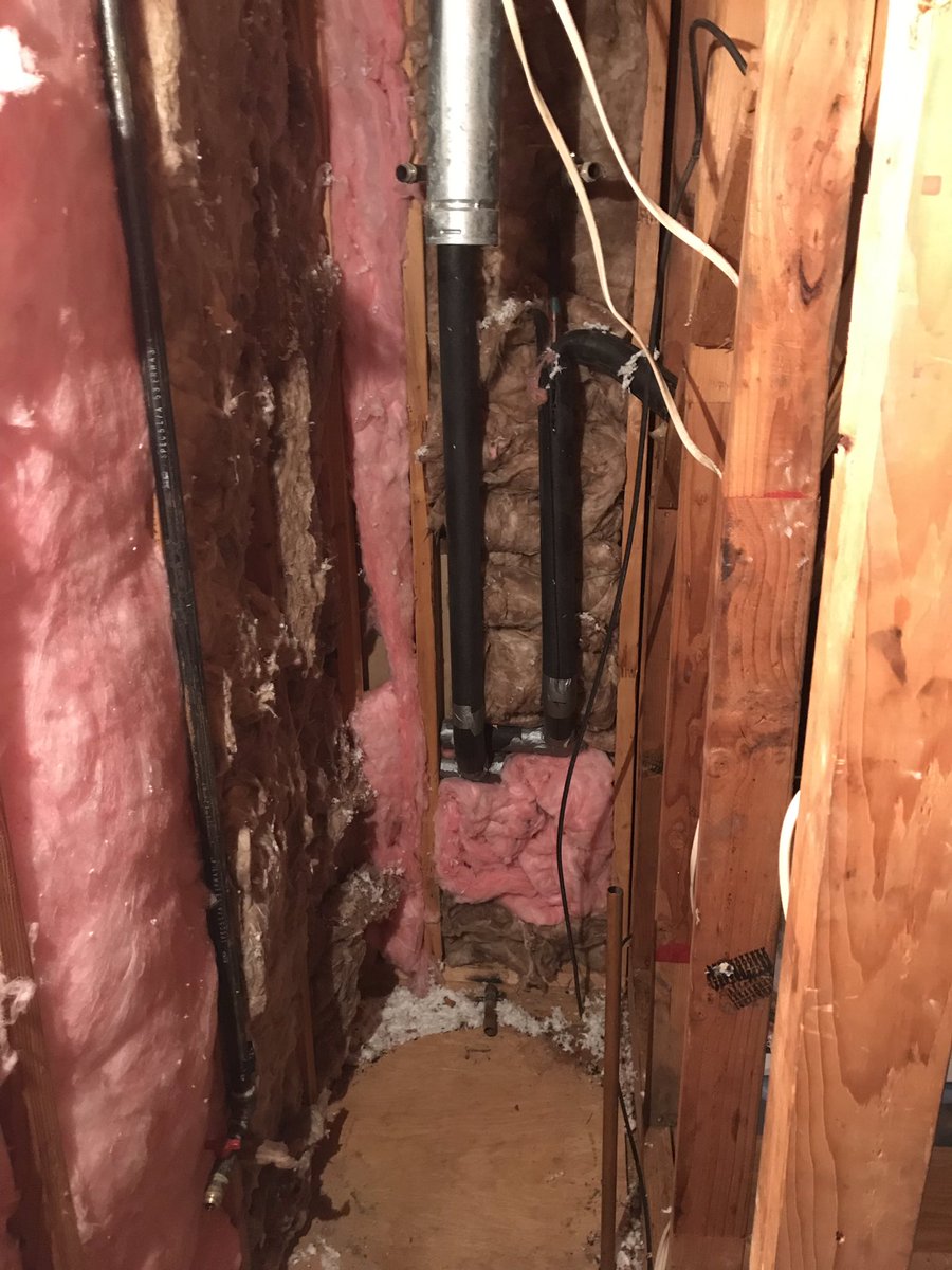 THDNickRoss's tweet photo. Out with the old and in with the new! #gotankless @BBSPlumbers https://t.co/JG6FoWiH6L