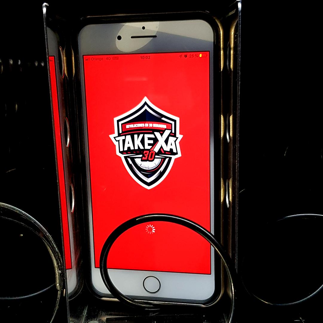 TakeXaGlobal's tweet photo. Digitaliza el proceso de devoluciones de tú máquina vending con ✅Takexa Web/App y olvídate de: ❌sobres, ❌transferencias bancarias, ❌entregas en mano. #VendingMachine #App #Takexa #Devolucionesen30s #Digitalización #TiC https://t.co/qTdoANlRMg
