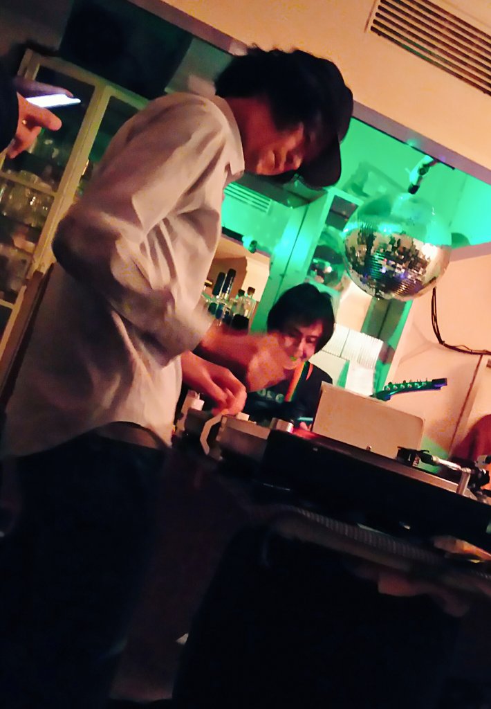 mitti344's tweet photo. マジでぶっとぶぜ。
#bonstar
#turntableBURNING https://t.co/frEpBSMJTO