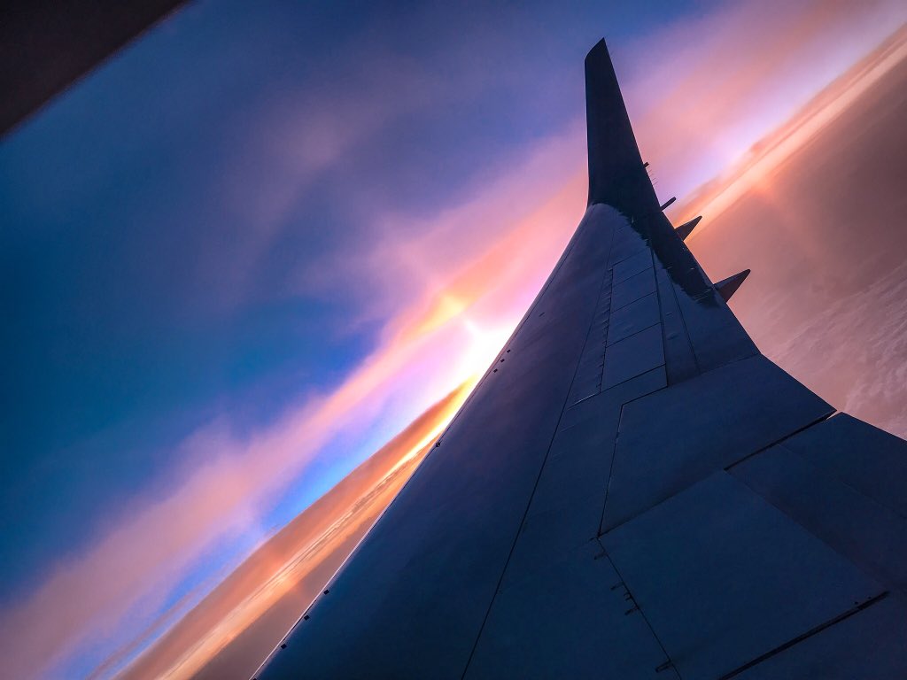 Moda_Ahora's tweet photo. Creo que todos amamos esta vista 😍 #sky #myview #cloud #airplane https://t.co/bHOZLmEL4O