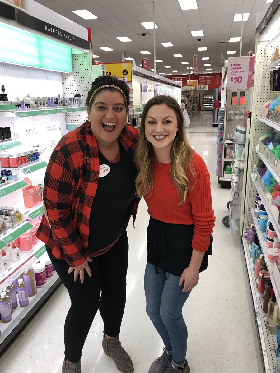 This girl rocked talking about her passion of helping our guests in beauty and knows what it means to drive some serious sales goals!!! Go Lexi! 💃🏼💁‍♀️💪@VM_2326 @TiffMisk <a href="/Le_Hulett/">Leandra Hulett</a>
