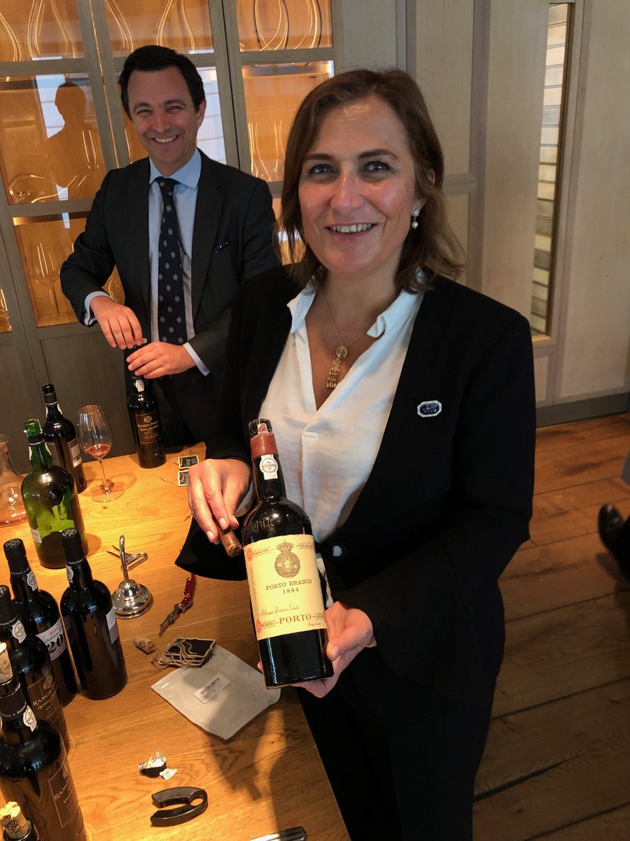 Ana &amp; George Rosas opened their ancestor’s fabulous 1884 Vintage Ramos Pinto White Port at a tasting yesterday to launch Ramos Pinto 2017 Vintage