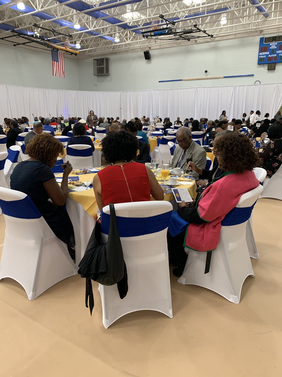 MorrisColl1908's tweet photo. Dozens are present for the Charter Day Prayer breakfast in the Garrick-Boykin Human Development Center
Before the Investiture Ceremony of the 10th President of Morris College @DrLeroyStaggers
#MorrisInauguration
#MOCO10thPresident
#MOCOInauguration https://t.co/9SsLohW00a