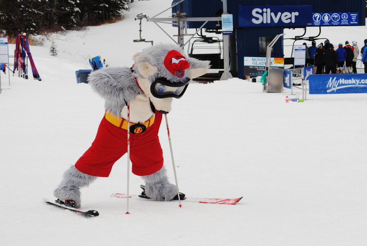 Who’s ready to hit the slopes this weekend with #FirstTracksFriday presented by <a href="/KickingHorseMtn/">Kicking Horse Mountain Resort</a>? RT this shot of Harvey on the hill for a chance to win two lift tickets at your favourite Resorts of the Canadian Rockies ski area! ⛷
