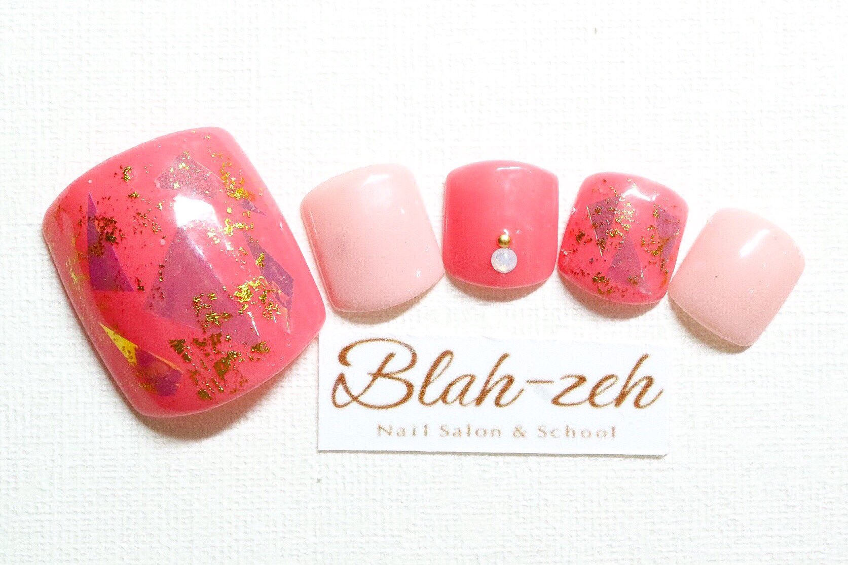 Blah Zeh Nail Salon School En Twitter ガラス ホイルネイル 足元がキラキラ輝くガラスネイルは 今年も人気が出そうです 春らしいコーラルピンクとの相性も抜群です 春ネイル 夏ネイル ガラスネイル ホイルネイル ピンクネイル 錦糸町 Blah Zeh Nail Salon School En Twitter ガラス ホイルネイル 足元がキラキラ輝くガラスネイルは 今年も人気が出そうです 春らしいコーラルピンクとの相性も抜群です 春ネイル 夏ネイル ガラスネイル ホイルネイル ピンクネイル 錦糸町