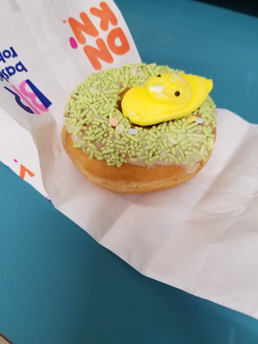 JeanahCady's tweet photo. What a thoughtful Friday treat! Thanks Kenzi!😍 #TGIF #polserproud https://t.co/9SngpKKssa