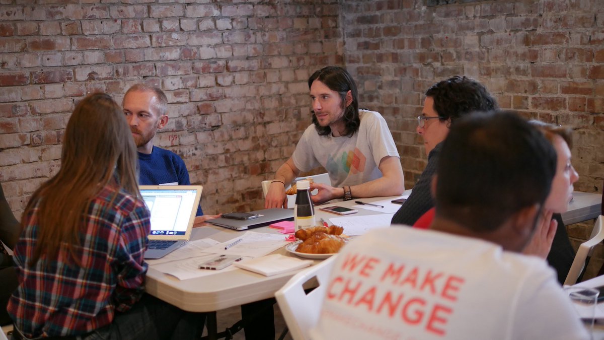 AndyGrieveAir's tweet image. Really enjoyed my time mentoring two fantastic teams at @WeMakeChangeNow #hacklondon event a couple of weeks ago and congratulations to the low pollution transport team on their win! wemakechange.org/projects/wehac…