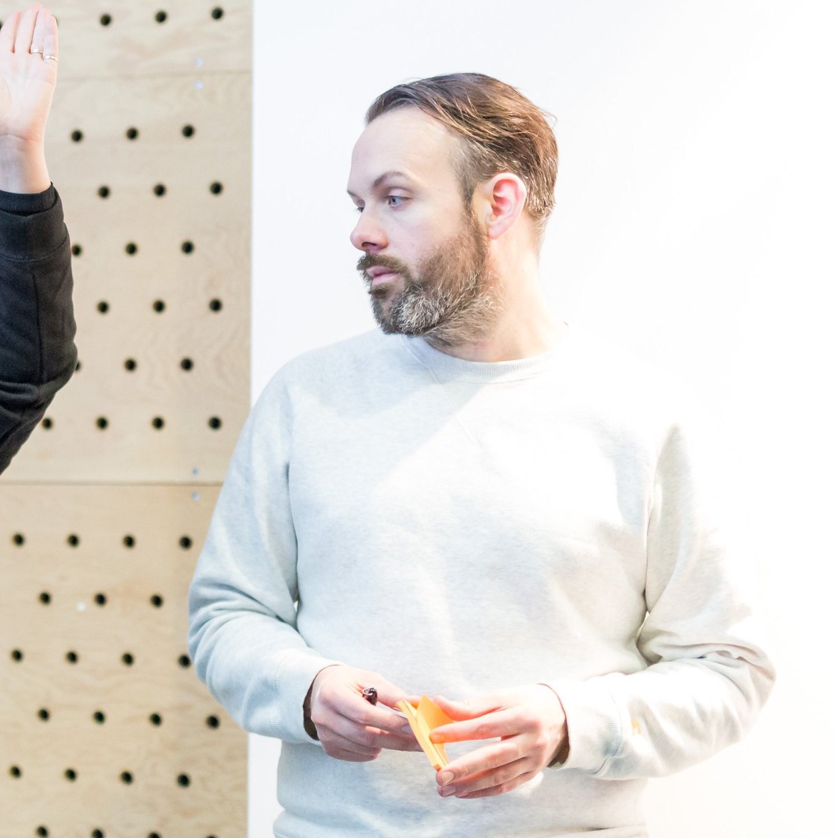 PechaKucha_MCR's tweet photo. Say hello to service designer Joe Bramall (@JDBramall) from @FutureGov. He’ll be speaking at our special Liverpool edition of PechaKucha Night Manchester Vol. 27 at @LEAFPortlandSt on 23 May 2019. 
.
Joe also helps to run the Liverpool Service Jam (@lpoolservicejam) 🙌🏼 https://t.co/vSNkWxoMy7