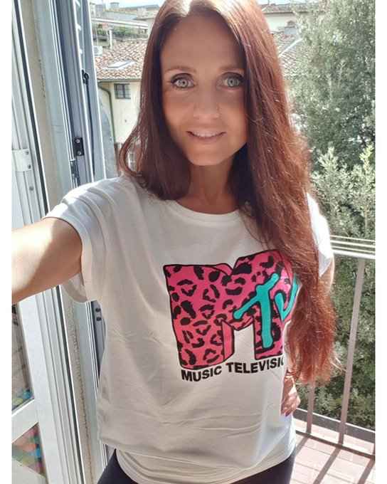 W il #sole!!! 🌞🌞🌞❤️ #firenze #florence #toscana #tuscany #silviabianco #vegangirl #happygirl #globetrottergirl<a href="/tag/sole"class="tags">#sole</a><a href="/tag/firenze"class="tags">#firenze</a><a href="/tag/florence"class="tags">#florence</a><a href="/tag/toscana"class="tags">#toscana</a><a href="/tag/happygirl"class="tags"><span>#happygirl</span></a><a href="/tag/tuscany"class="tags"><span>#tuscany</span></a><a href="/tag/silviabianco"class="tags"><span>#silviabianco</span></a><a href="/tag/vegangirl%20"class="tags"><span>#vegangirl </span></a>