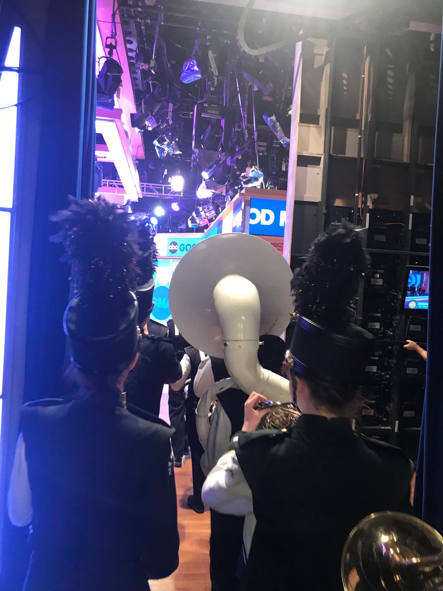 NHPBands's tweet image. The NHP Band kicked off #jennifergarner birthday on #gma this morning! #marchingband #bandgeeksrock #goodmorningamerica