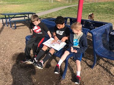 PutnamWVSchools's tweet photo. Mrs. Chadwell’s Kindergarten Class and Mrs. Hinkle’s first-grade class joining together for “Let’s Read WV Day” at Scott Teays Elementary yesterday.💙📖🐯 #STESLeaders #PutnamProud #LetsReadWVDay https://t.co/YsWDhAhY7v