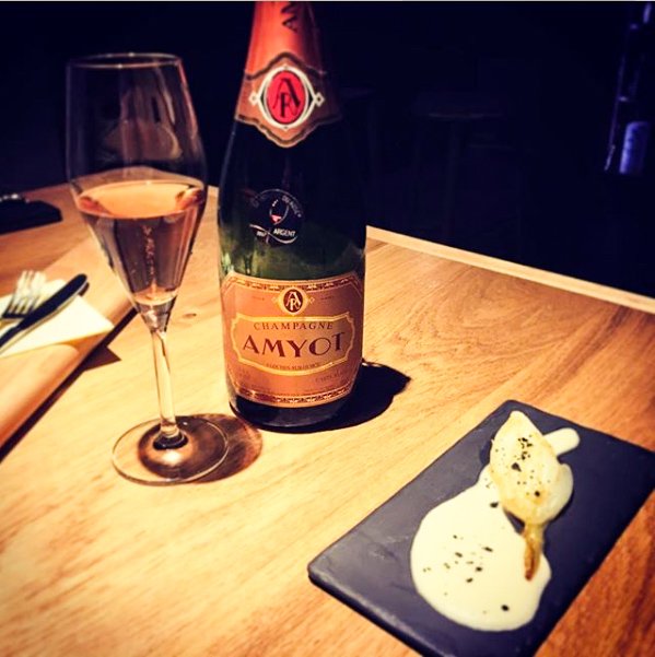 Arantzahotela's tweet photo. Saborea el momento 🥂
.
.
https://t.co/Z4s3mimllp
.
.
#ArantzaHotela #boutiquehotel #navarra #champagne #Amyot https://t.co/phYtNyPZGf