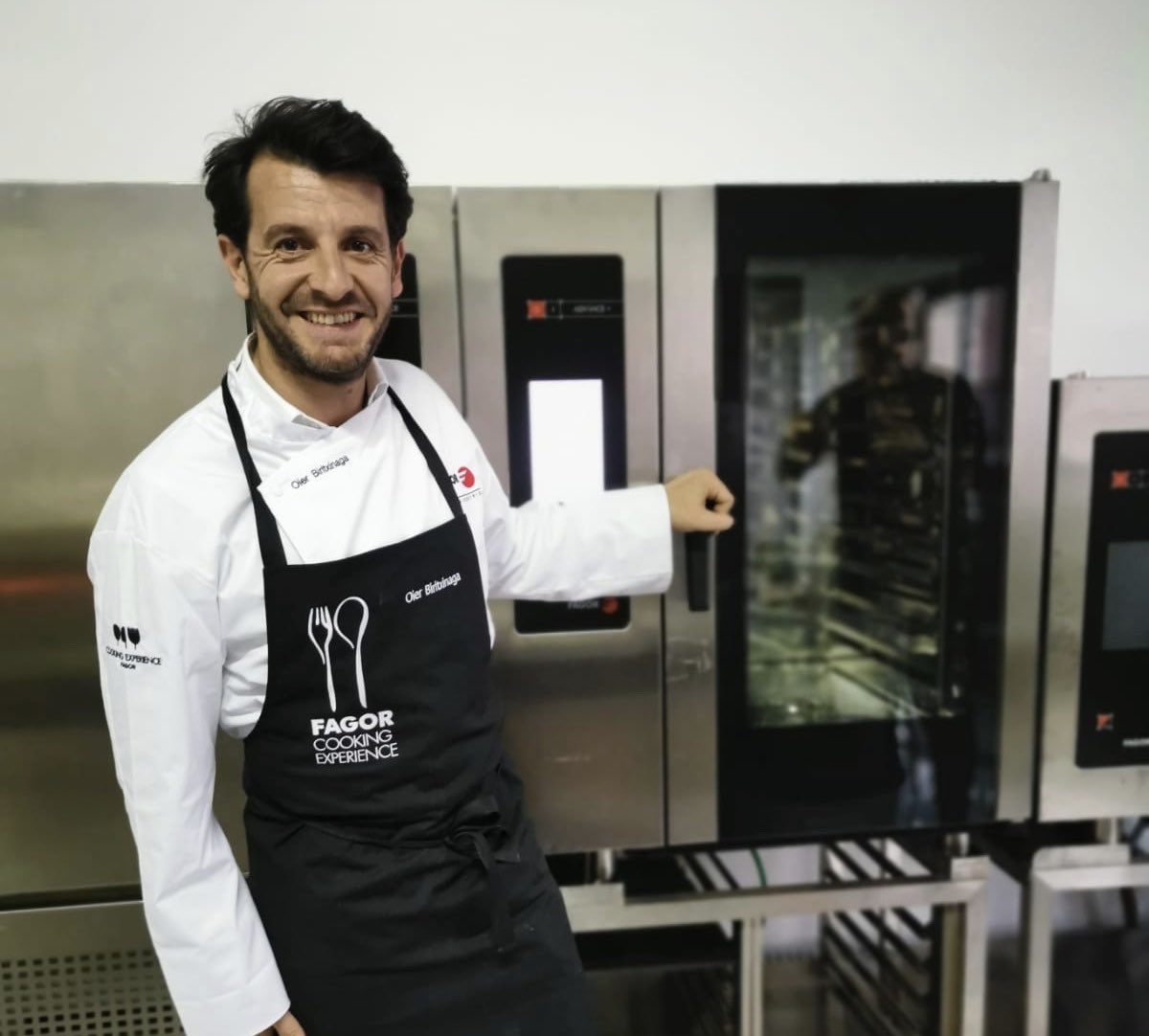 rgomezugalde's tweet photo. Cuando te gusta tu trabajo y disfrutas con lo que haces... todo es más sencillo...
Y en #ONNERAGROUP es fácil hacerlo
#FagorCookingExperience https://t.co/5XOOoaAFBb