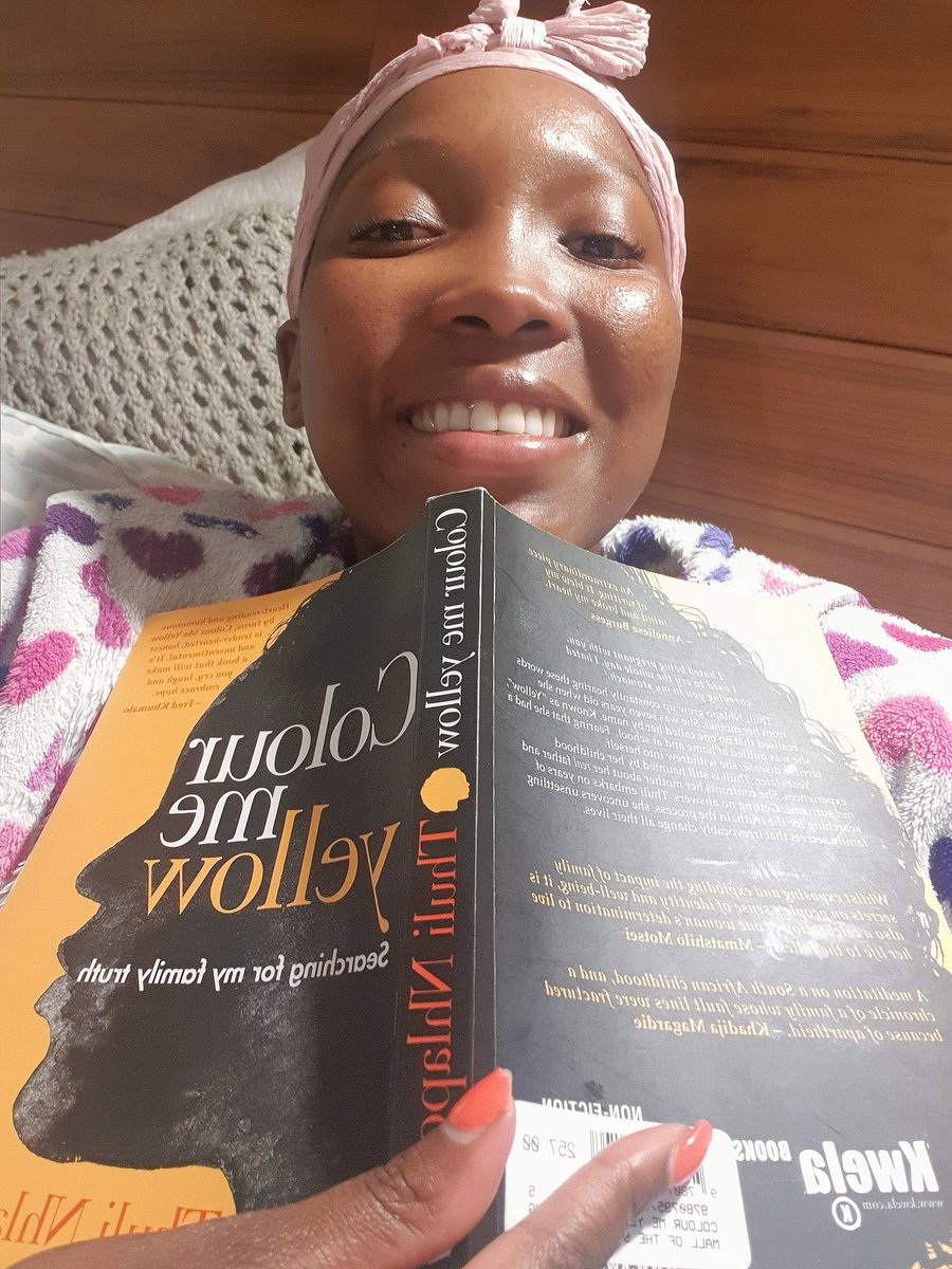 m_kittykat's tweet photo. I'm enjoying this book so much!
#ColourMeYellow
#ThuliNhlapo https://t.co/NSnnIHHkyq