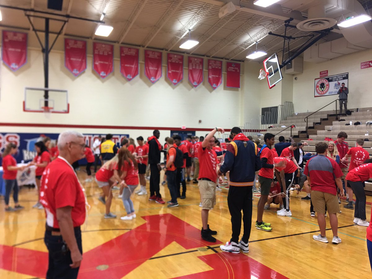 kingsathletics's tweet photo. #ECCPride @Kings_HS @Kings_Schools @ECC_Sports https://t.co/JzxrkyUOfS
