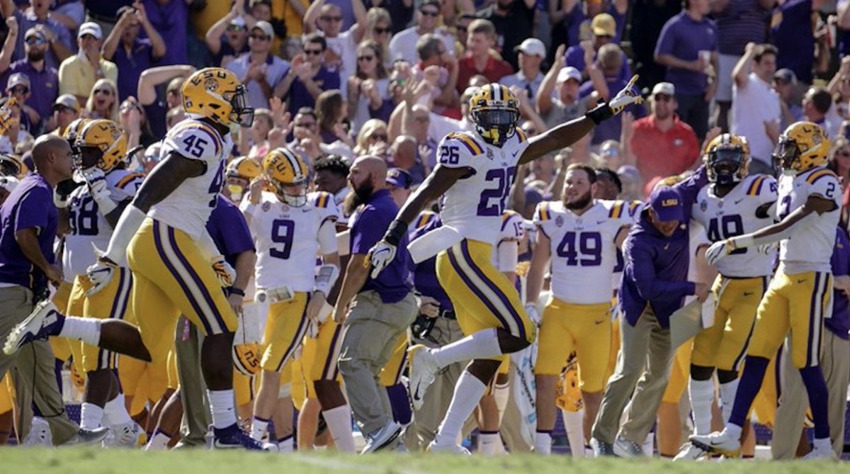 CopenhaverJohnn's tweet photo. Very excited to receive an offer from Louisiana State University‼️🐯@roswellsports @RivalsJohnson @RivalsWoody @ChadSimmons_ @Coach_MKemper @RecruitGeorgia @hopo125 @BallCoach_D https://t.co/WL6PpxcGU9