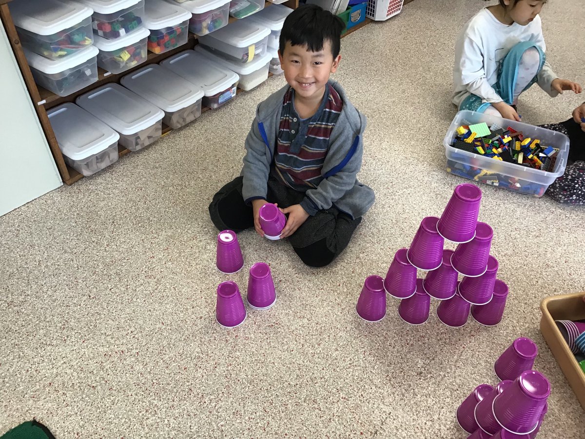 cwylie2's tweet photo. After reading the fantastic book ZOOM, we created our own version of a ZOOM! https://t.co/iwsIGmTO1J