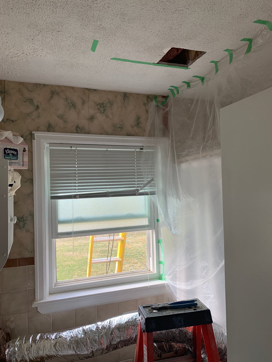kirsch_henry's tweet photo. Busy day today at Kirsch Electric; customer is getting new breaker panel and a new bathroom exhaust fan. This is possible when you have an awesome crew! #lovemyjob #hamont #hamiltonishome #homereno #electrical #electrician #loveyourhome #bathfan https://t.co/blcYkyXfmU
