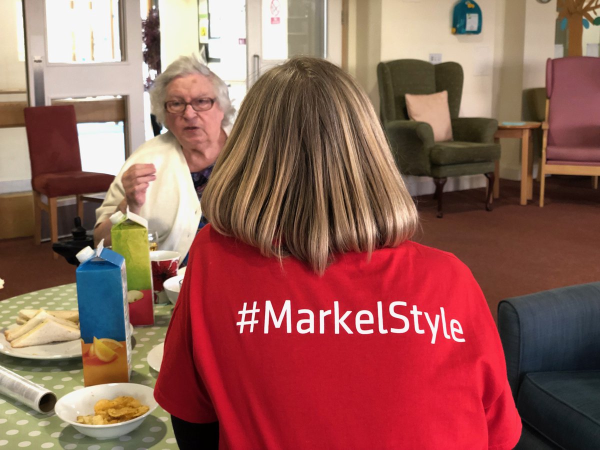 MarkelIntl's tweet photo. Team #MarkelStyle had a wonderful afternoon tea party yesterday with the residents of @CSTowerHamlets. Thanks so much to @OurELBA for organising and to all our fantastic #volunteers. We hope to be back soon! #givingback #community https://t.co/lGVEiH6ZMD