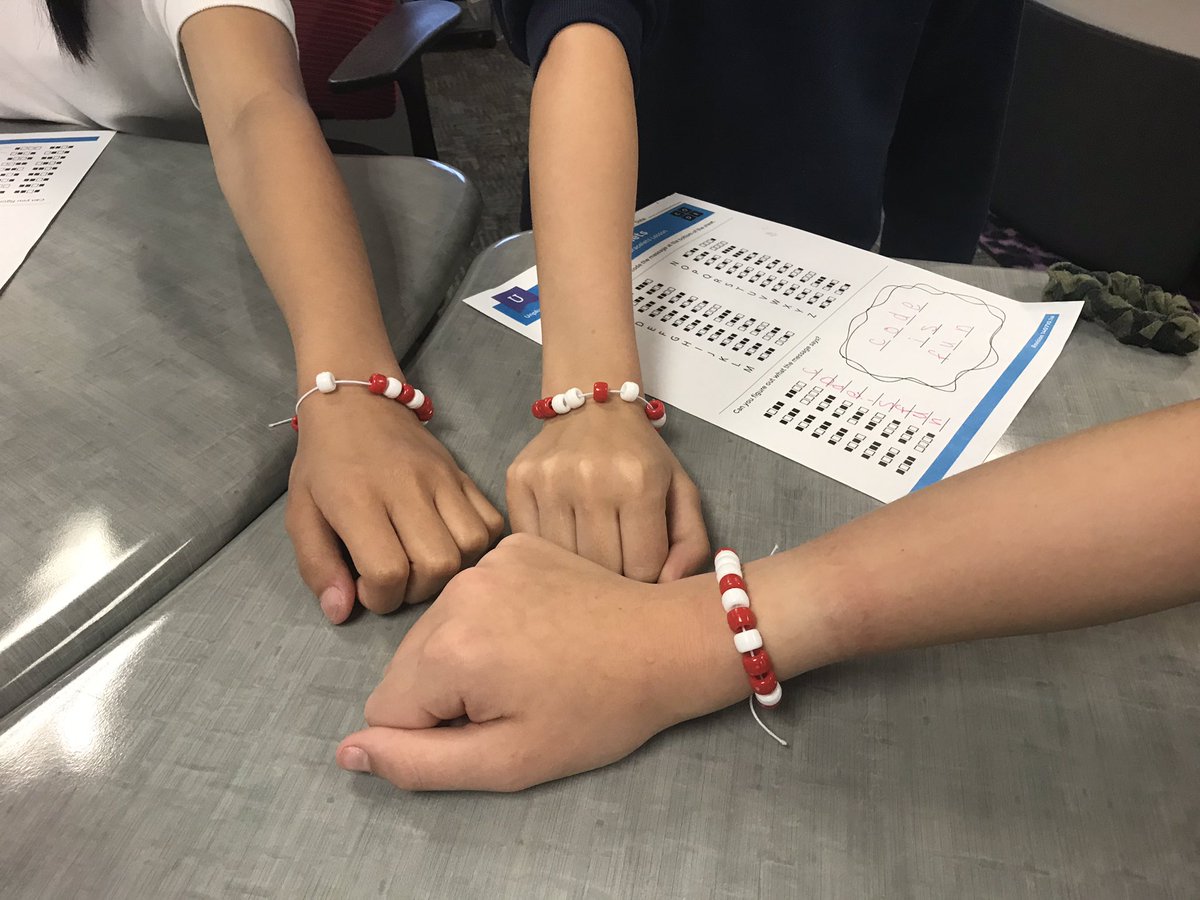 BroadJenny's tweet photo. Our “binary bracelets” made coding class that much more fun! #WALower #Binarycoders https://t.co/3603FZWaz1