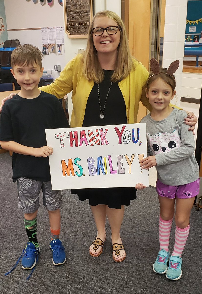 rebeccamchenry1's tweet photo. Happy Assistant Principal Week to the very best! We love you, Ms. Bailey, and are grateful for all you do! @tsmithbailey @KefLauren #BradleyCreek #NHCSchat https://t.co/9XeWF656fR