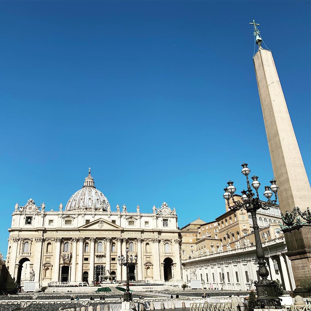 lumenchoir's tweet photo. Touring Vatican City today before our concert tonight!🇻🇦#vaticancity #vatican #lumenontour #rome #stpetersbasilica #rome #italy🇮🇹 https://t.co/3T7VmLcEj1