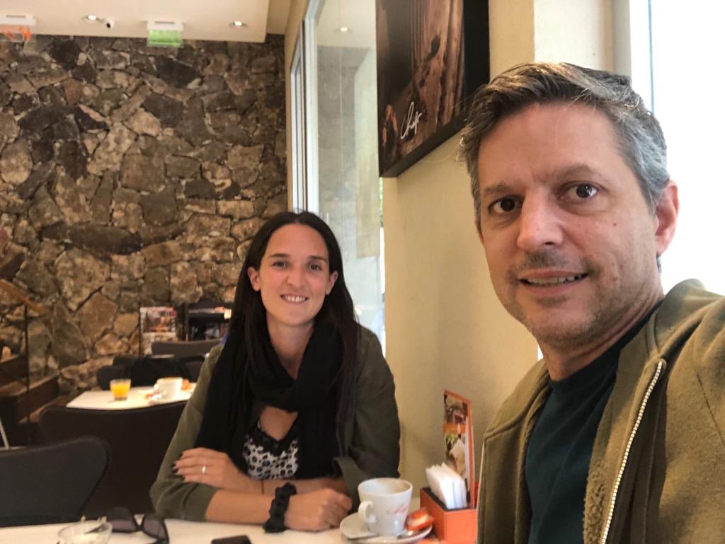 LinaZubiria's tweet image. Gracias @LeoPiccioli por la hermosa reunión que tuvimos recién para diseñar tu espacio en #serdigital de @UdeSA Lujo total que cierres el programa!!!! 👏👏👏