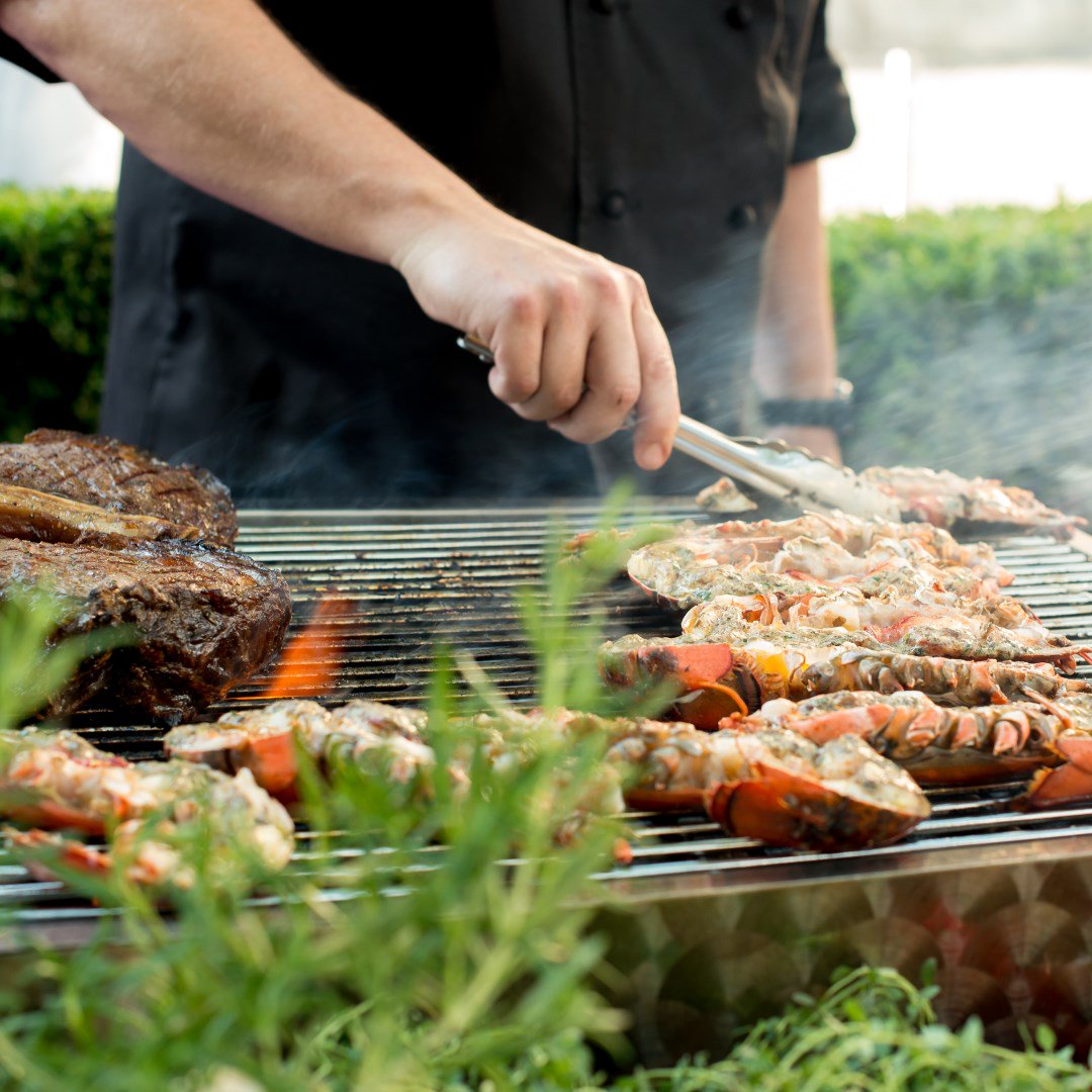 You're invited! Staring on 3 May, our Délice-ous Friday BBQ will kick off at Délice La Brasserie's Terrace. Every first Friday of the month we'll start into a relaxed weekend with great food, drinks and music. Spring Time is BBQ Time. #sofitelmunichbayerpost #münchen #munichfood
