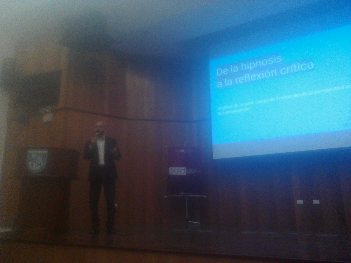 Palabras del profesor <a href="/oscarfmurillo/">Oscar Murillo</a>, Director de la Escuela de Comunicación Social - @ECSUcabG #MásAlláDelTrono #UCABGuayana