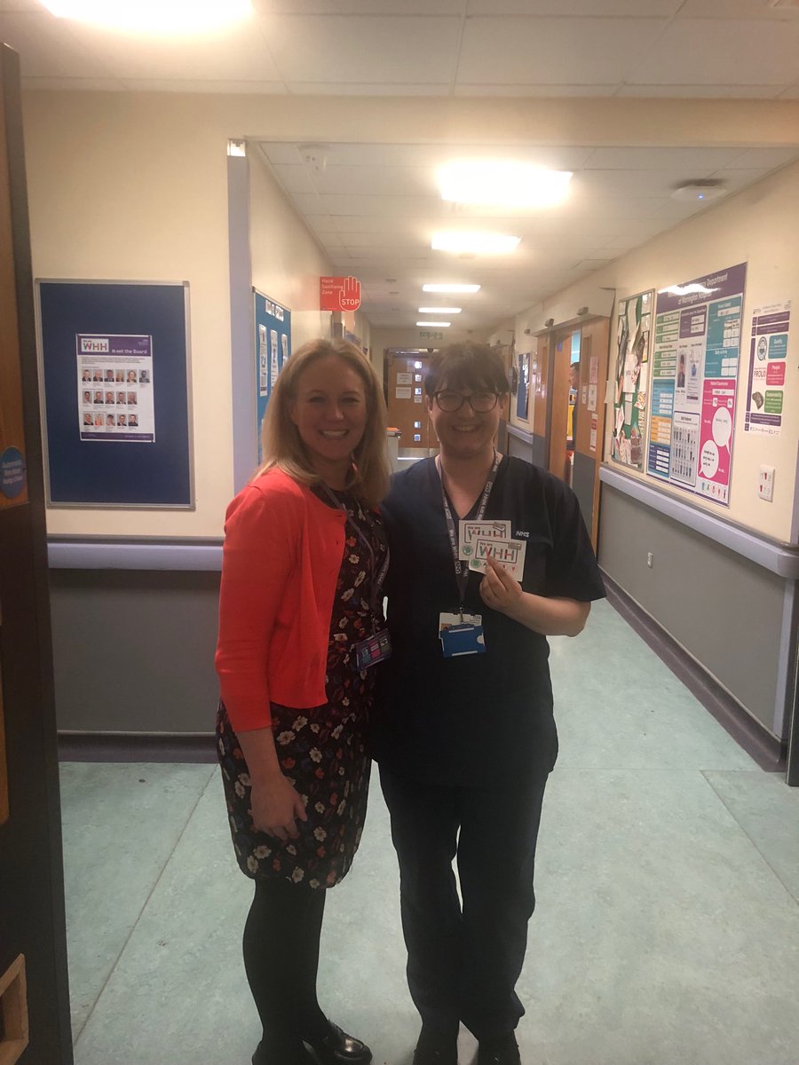 Kimberley_S_J's tweet image. Well done Sam Wright and Diane McQuillian #quickthinking #amazingnurses Thank you 💐👍🌟💐👍🌟 ⁦@alicee1500⁩