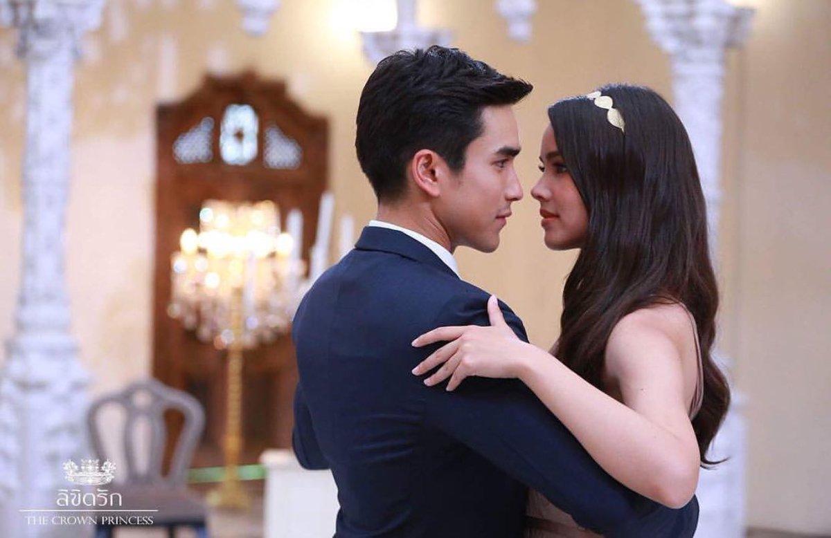 The crown princess яя урассая. Надич кугимия и яя урассая. Предназначенные судьбою 4. Яя урассая и ее муж. Nadech yaya 2010.