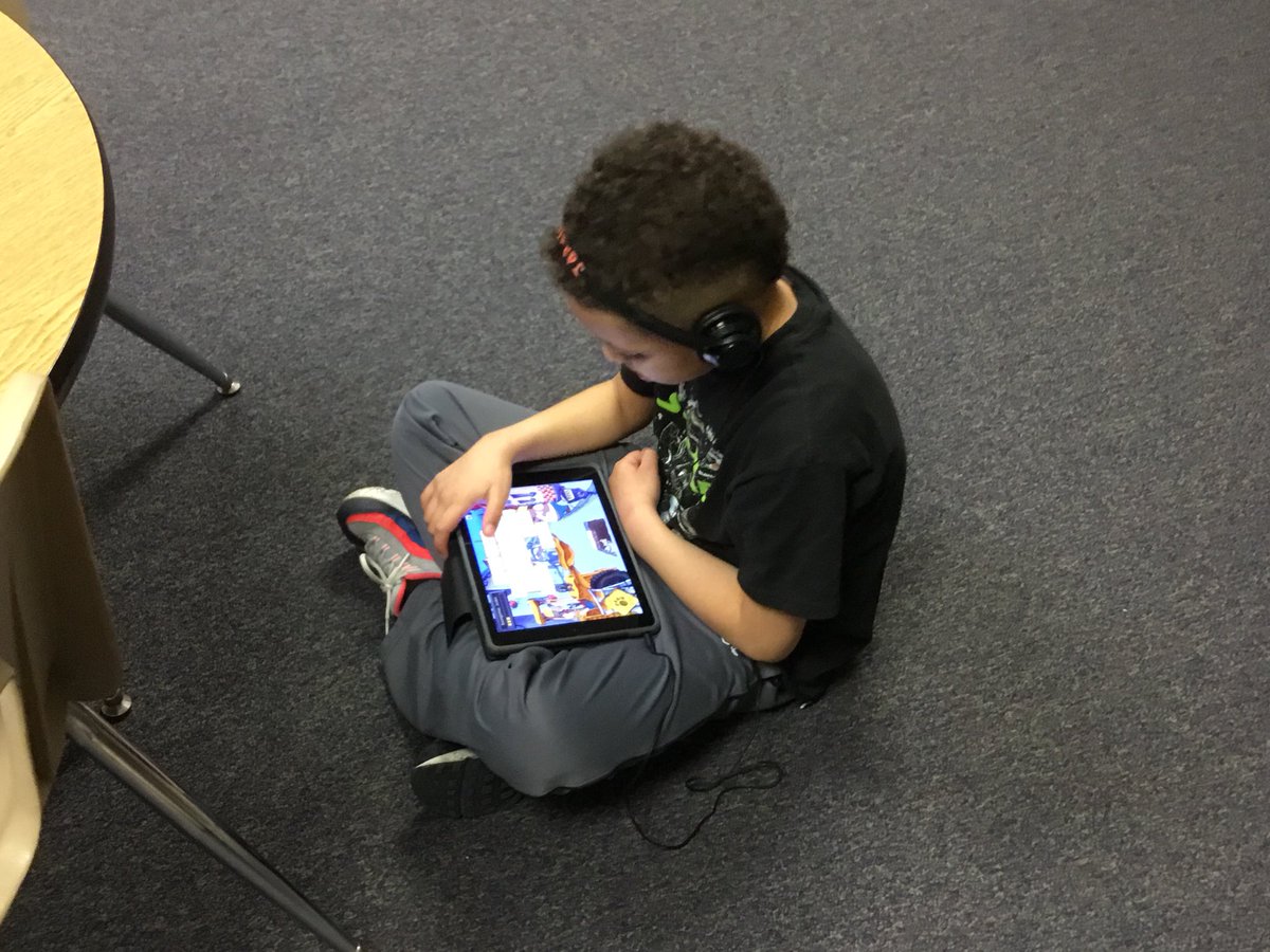 MrsRedeniusOES's tweet photo. We’re working on some high scores on @fastforword ! https://t.co/Oo9BUOBvws